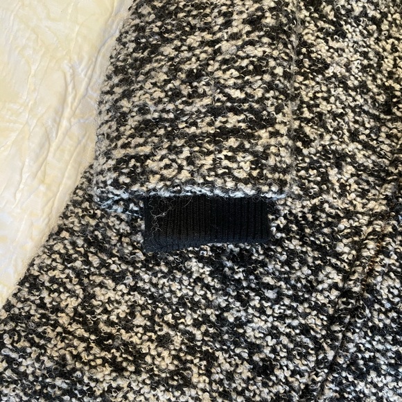 J Crew Lodge Coat in Speckled Boucle - Picture 4 of 10